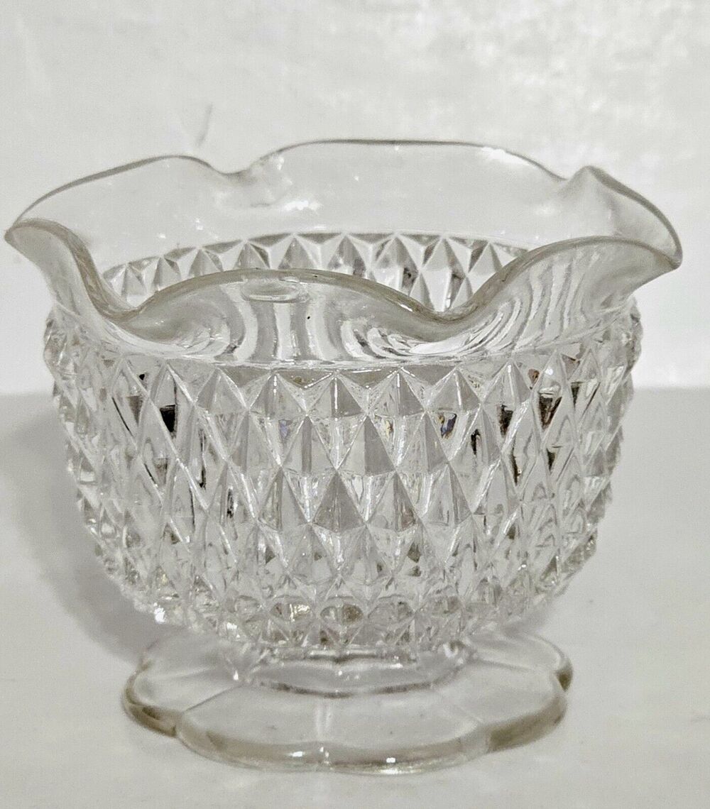 Vintage Indiana Clear Glass Diamond Point Scalloped Footed Mayonnaise Bowl